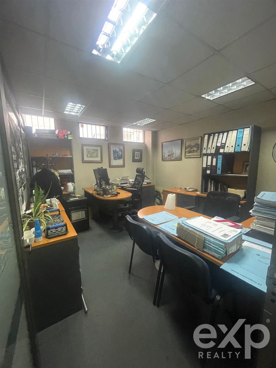 Oficina en alquiler en Concepción, Freire 867