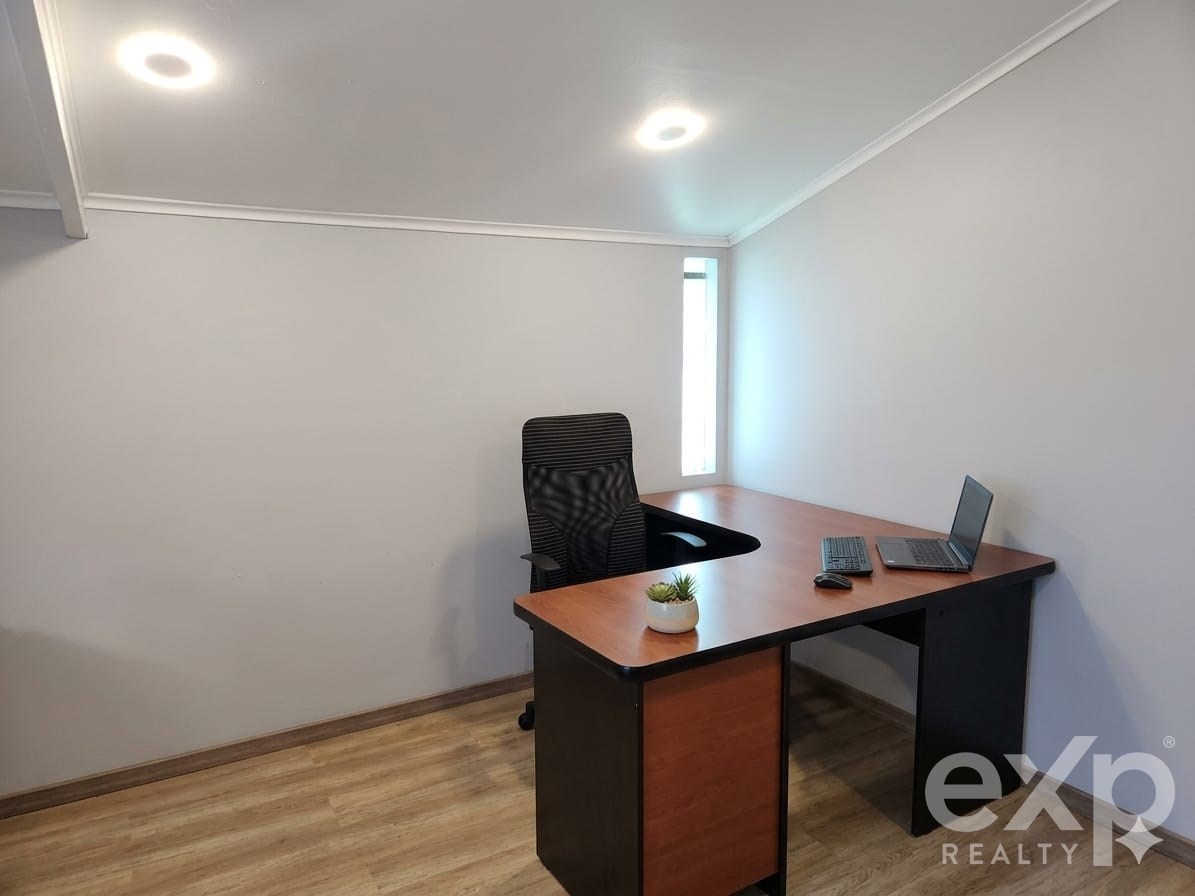 Local Comercial en venta en La Cisterna, Avda. El Parron 1040