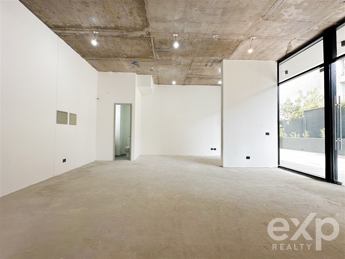 Local Comercial en alquiler en Las Condes, Av. Las Condes 7039