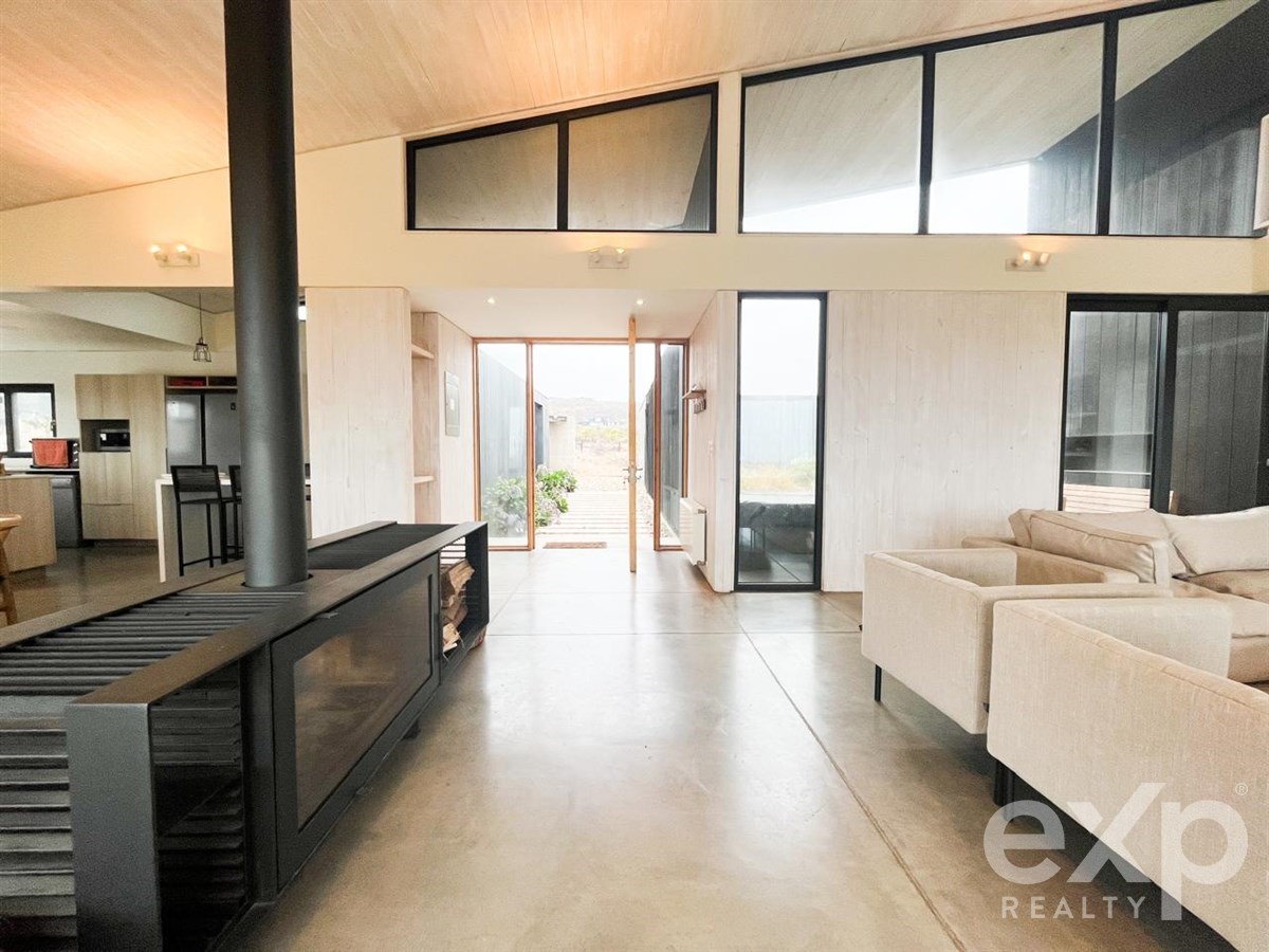 Casa en venta en Canela, Condominio Agua Dulce 195