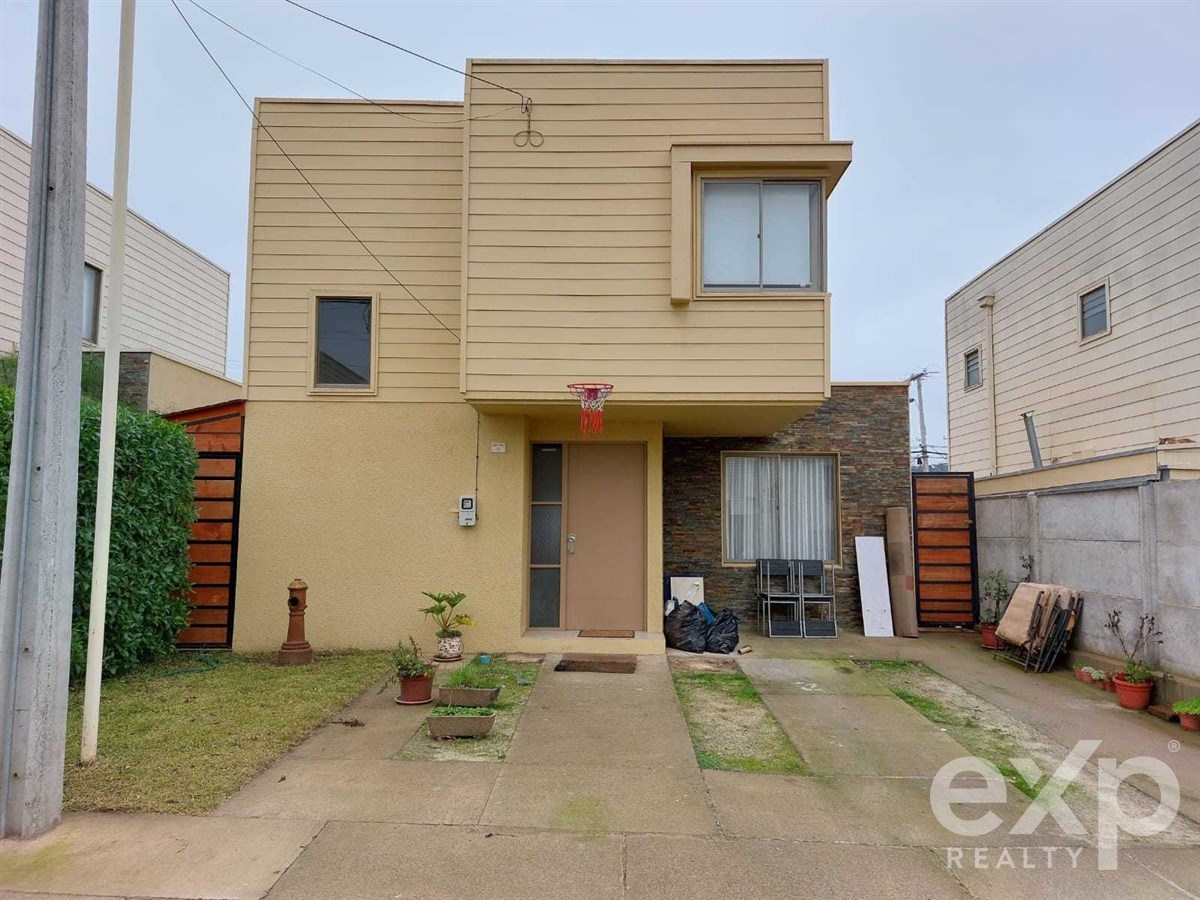 Casa en venta en Villa Alemana, Calle Los Tréboles 55