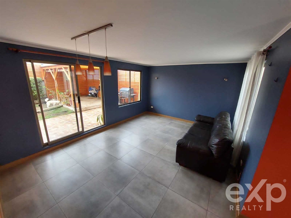Casa en venta en Villa Alemana, Calle Los Tréboles 55