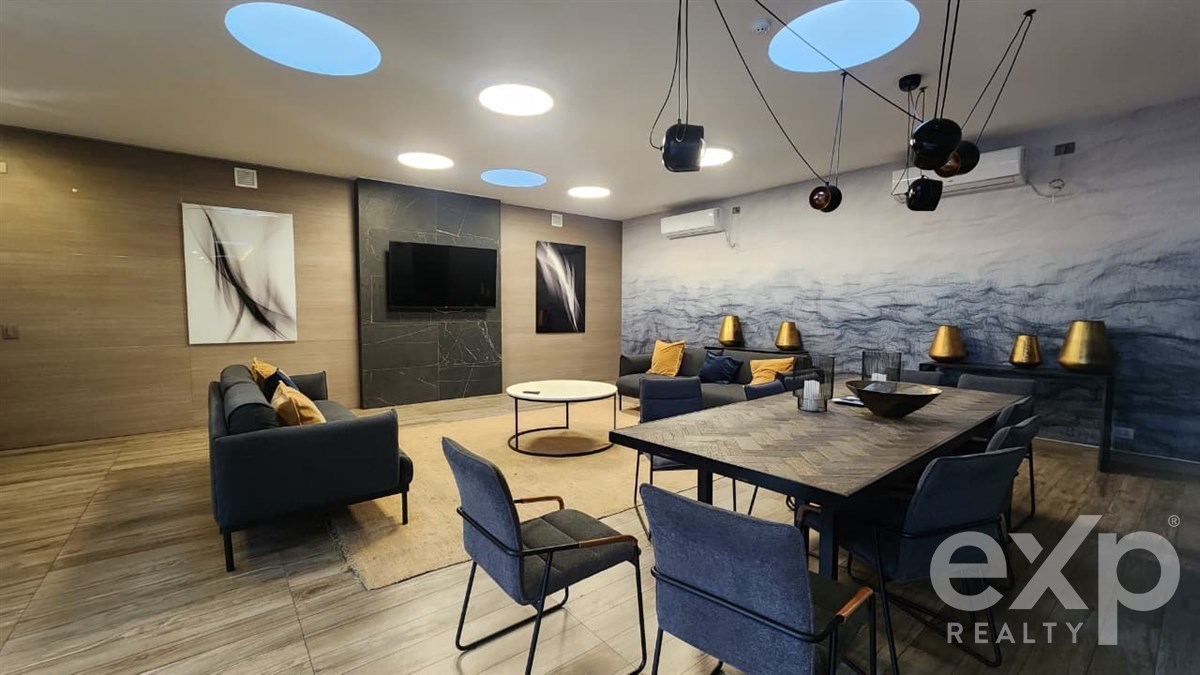 Departamento en venta en Lo Barnechea, Las Rosas 12880