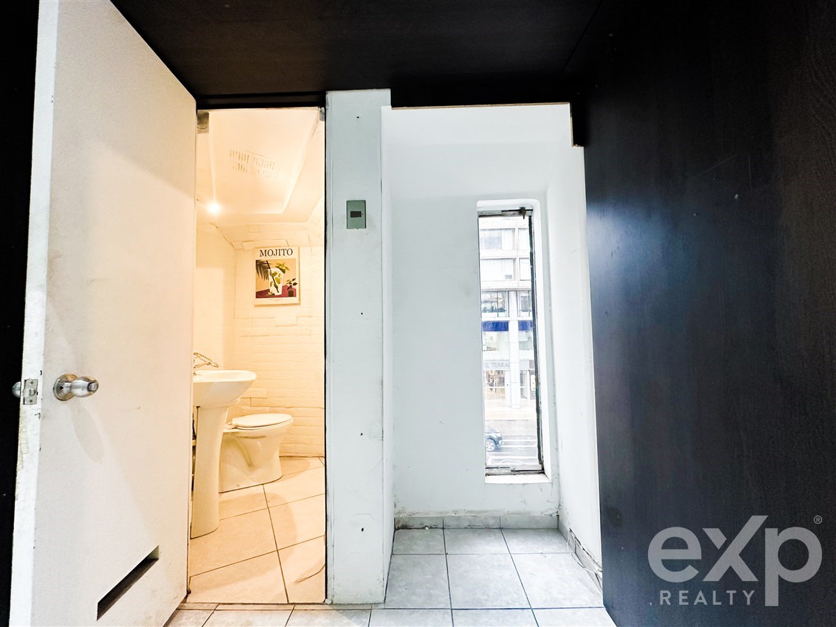 Local Comercial en venta en Providencia, Nueva Providencia 2214