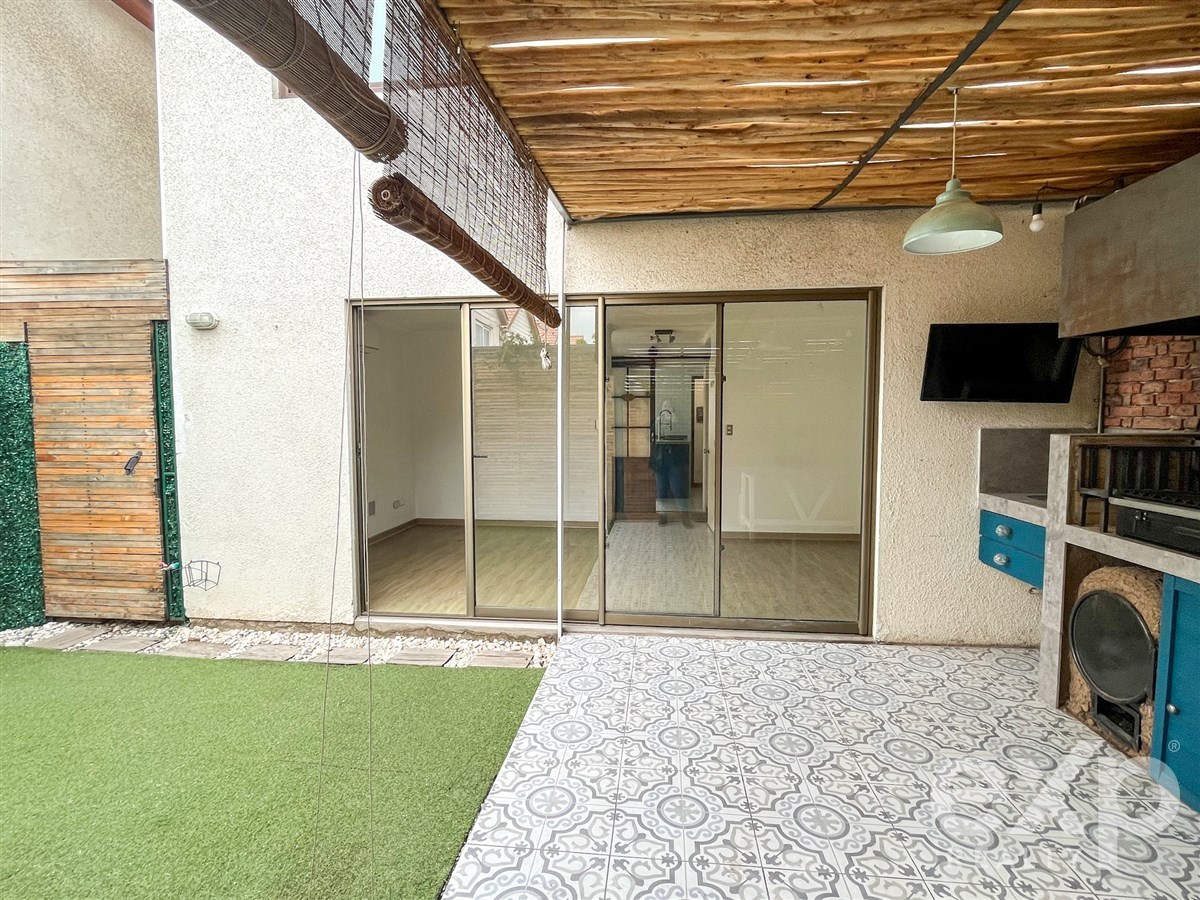 Casa en alquiler en Huechuraba