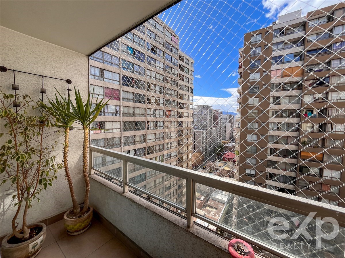 Departamento en venta en Santiago, Carmen 418