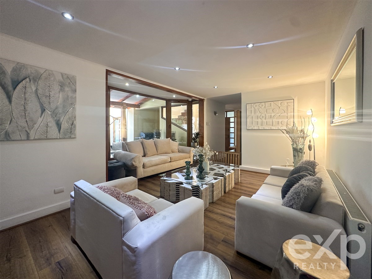 Casa en venta en Las Condes, Sebastián del Piombo 7944