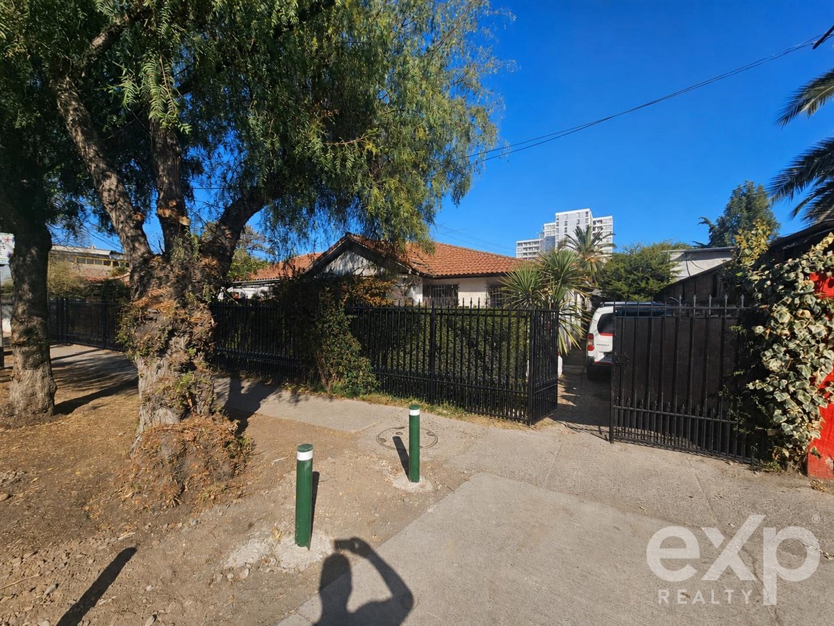Casa en venta en San Bernardo, Colón Sur 959