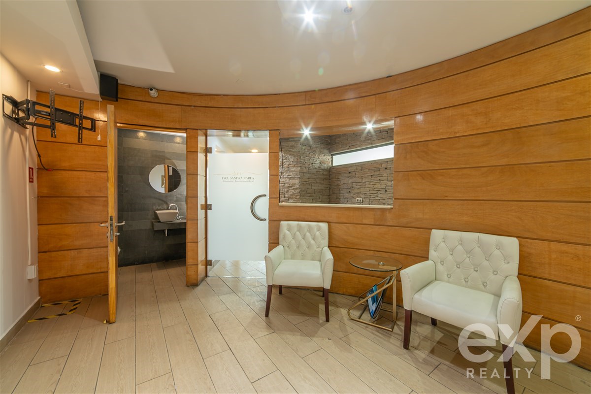 Oficina en venta en Providencia, Guardia Vieja 255
