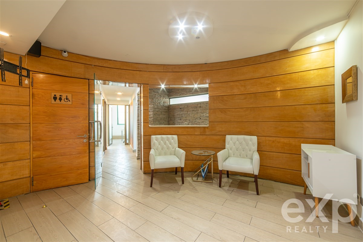 Oficina en venta en Providencia, Guardia Vieja 255