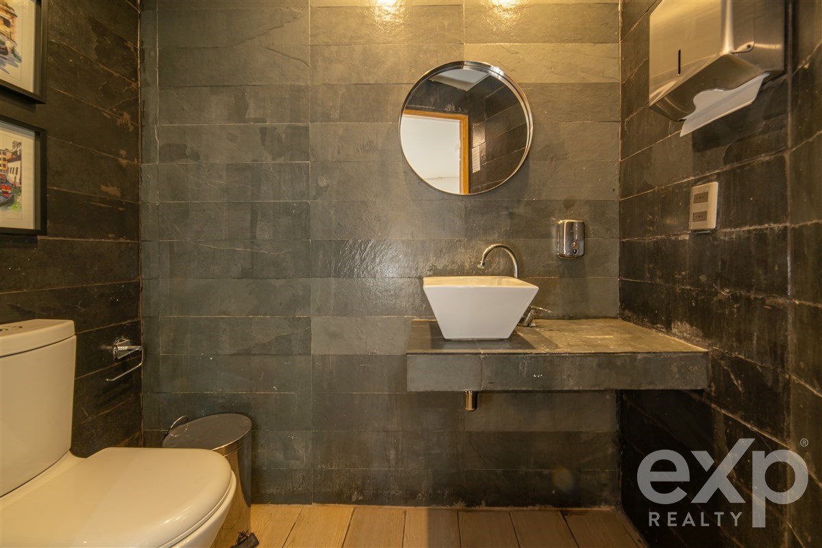 Oficina en venta en Providencia, Guardia Vieja 255