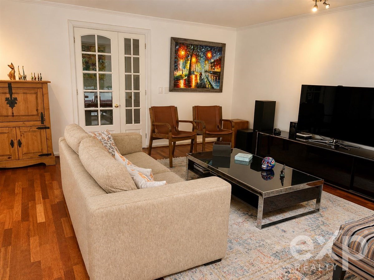 Casa en venta en Las Condes, Santa Sofia 12100