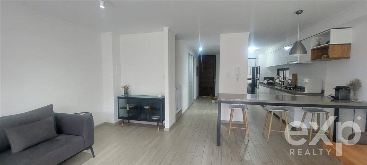 Casa en venta en Peñalolén, Alvaro Casanova  661