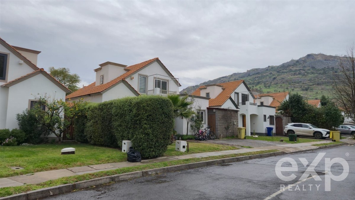 Casa en venta en Colina, AV. Chamisero 10460