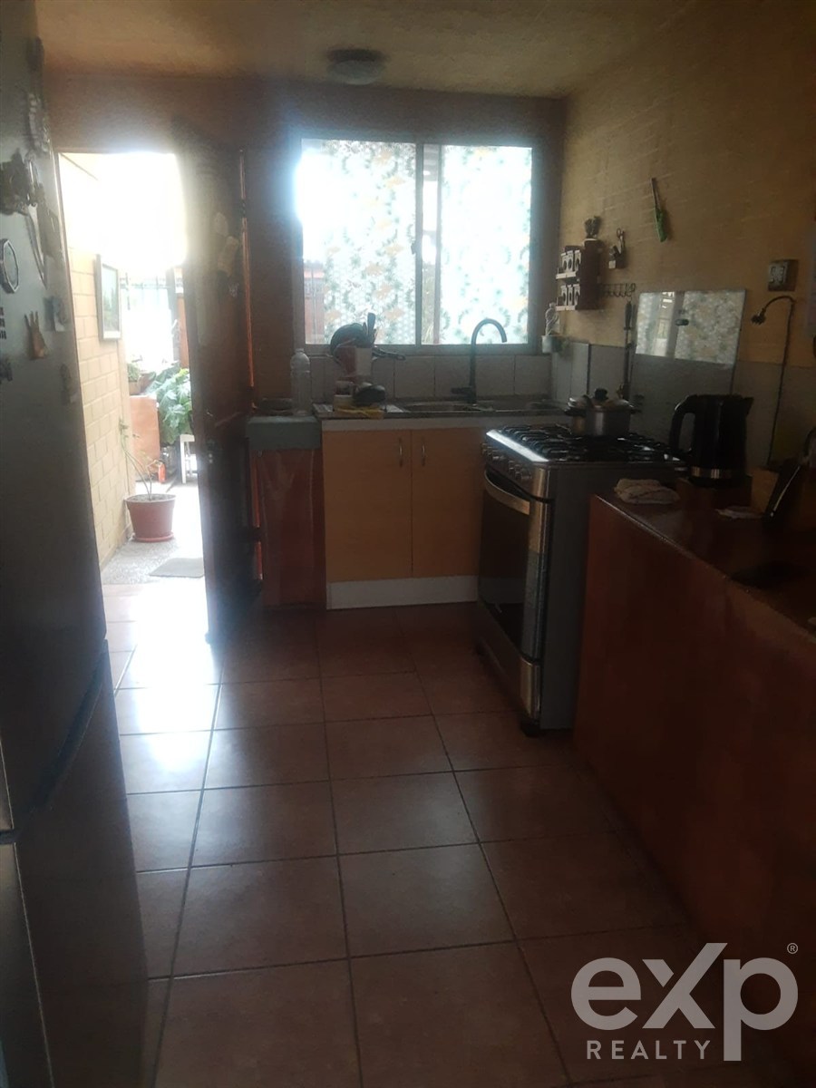 Casa en venta en Colina, pasaje Salvador Reyes 2067
