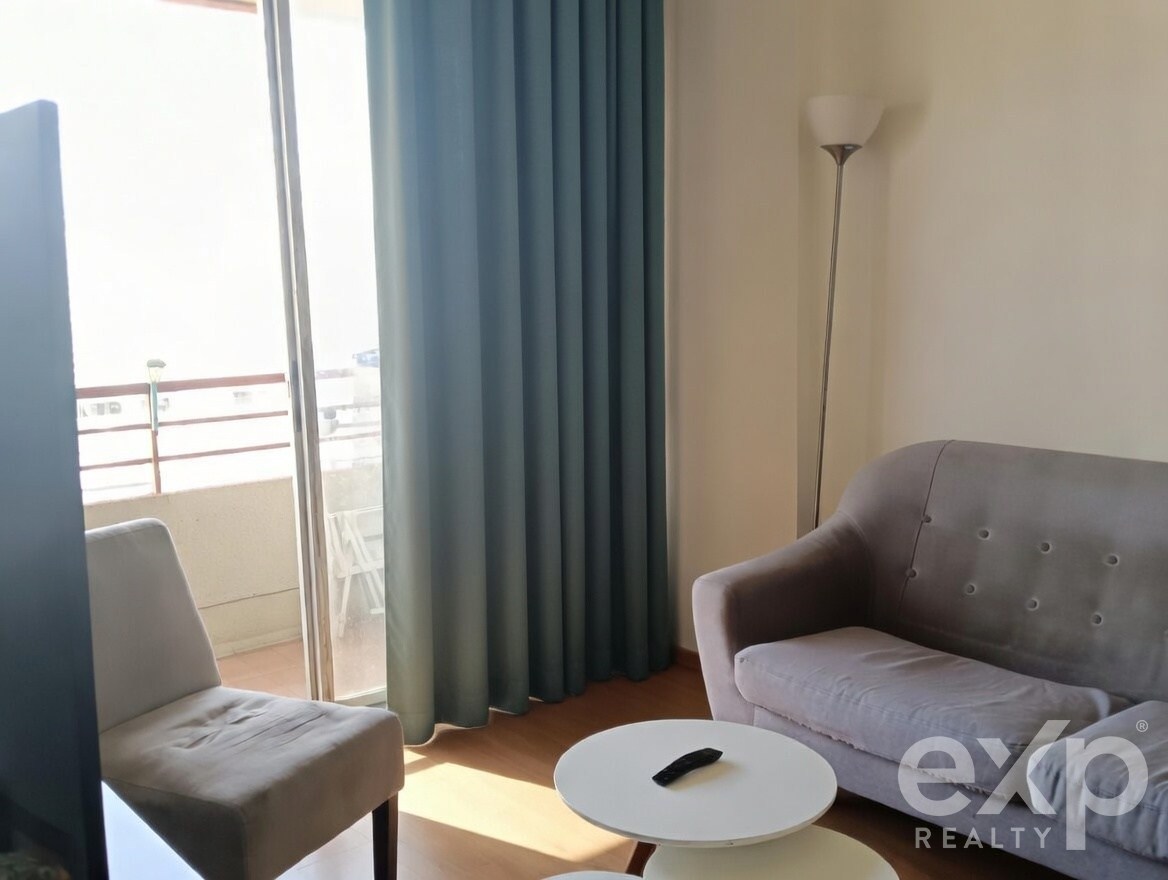 Departamento en venta en La Cisterna, Lo Ovalle 320