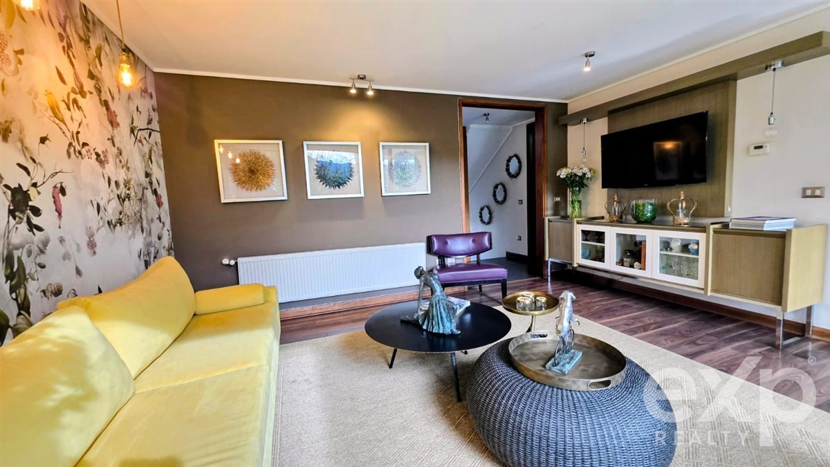 Casa en venta en Lo Barnechea, CAMINO DEL SOL 4450