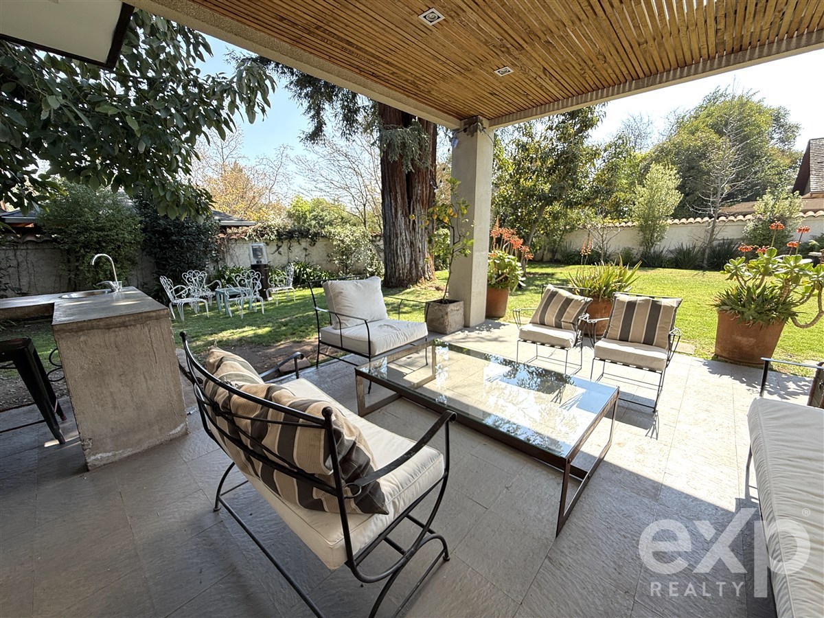 Casa en venta en Las Condes, Camino Mirasol 1490