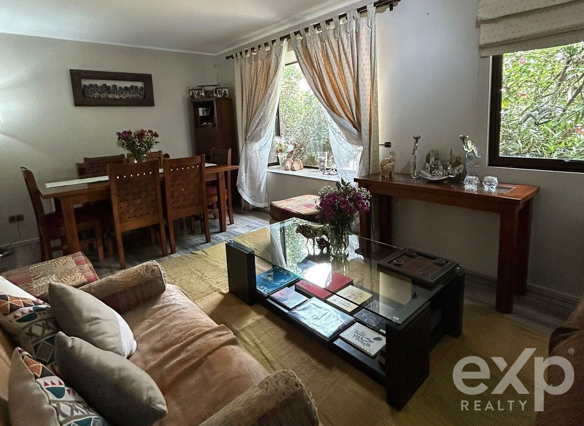 Casa en alquiler en Huechuraba, Paillacar 6853