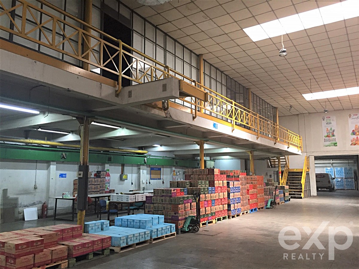 Local Comercial en alquiler en Santiago, Mapocho 2818