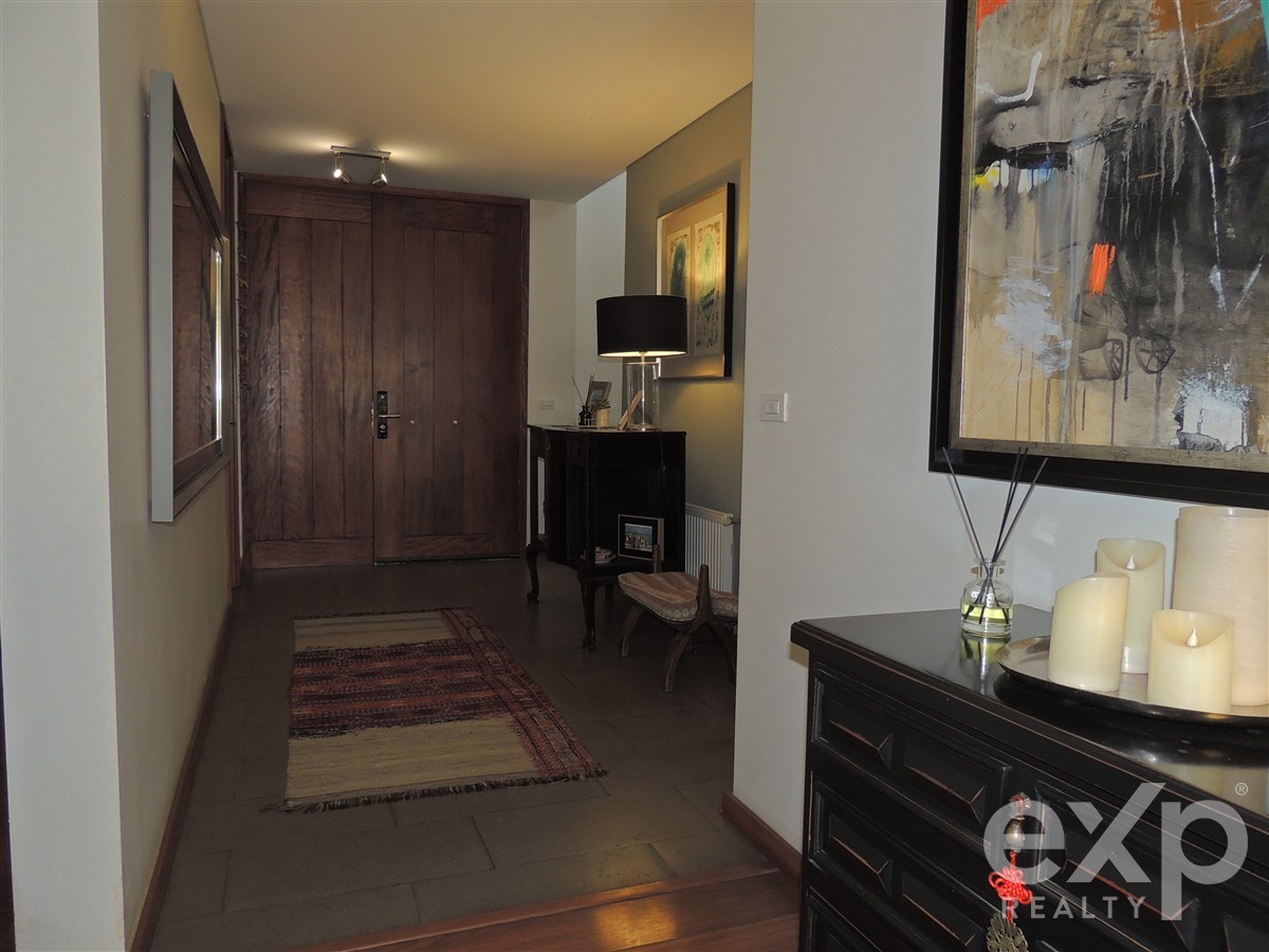 Casa for rent in Colina, Avenida Los Ríos  11300