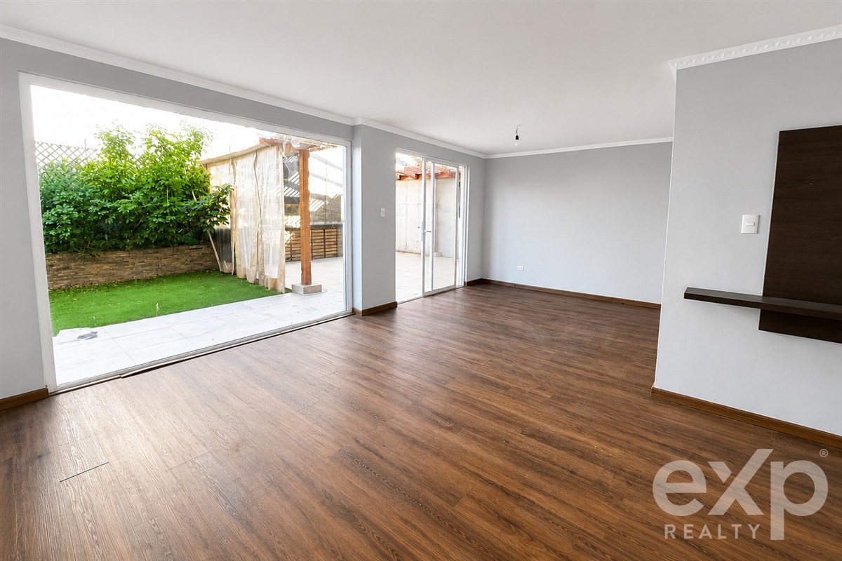 House for sale in Lampa