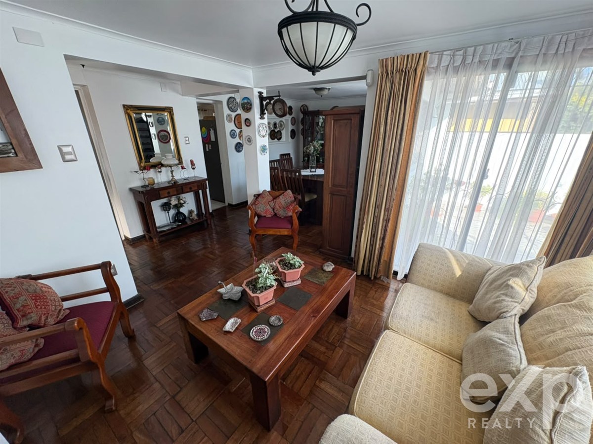 House for sale in La Cisterna