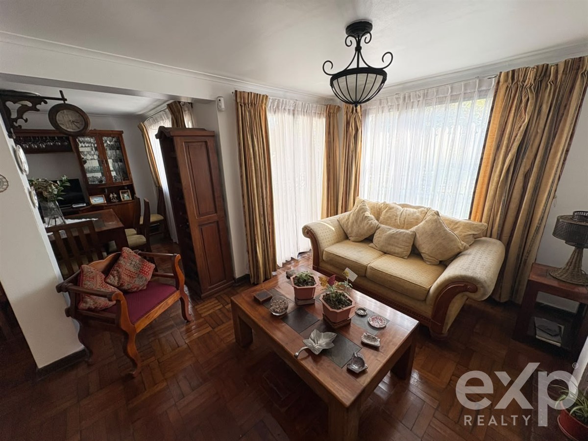 House for sale in La Cisterna