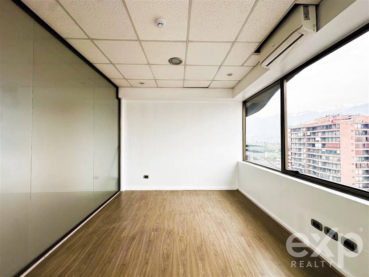 Office for rent in Las Condes
