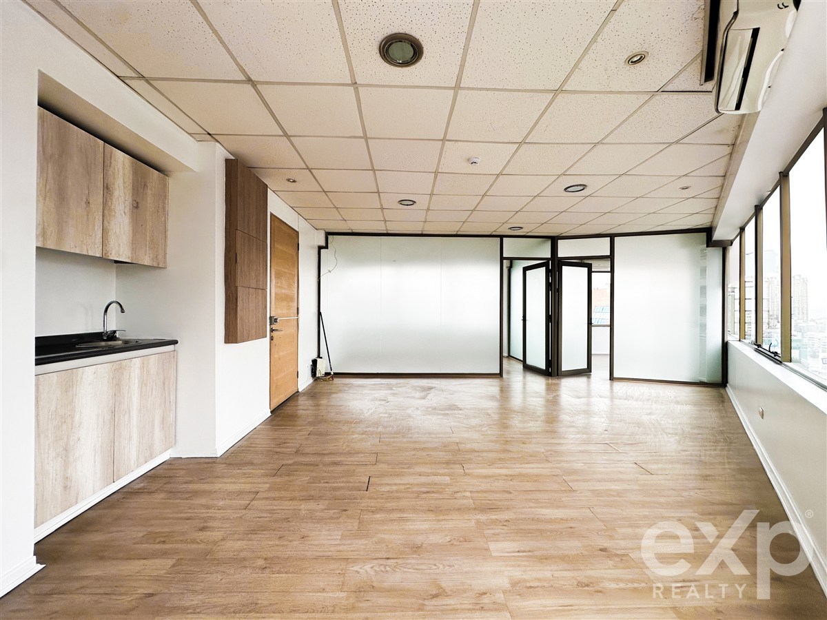 Office for rent in Las Condes