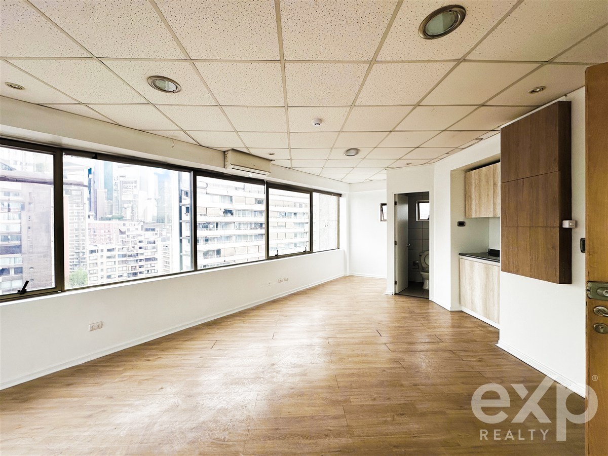 Office for rent in Las Condes