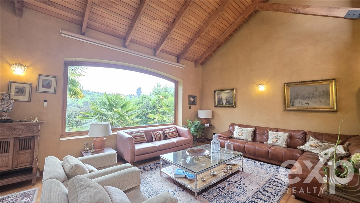 Casa for rent in Lo Barnechea