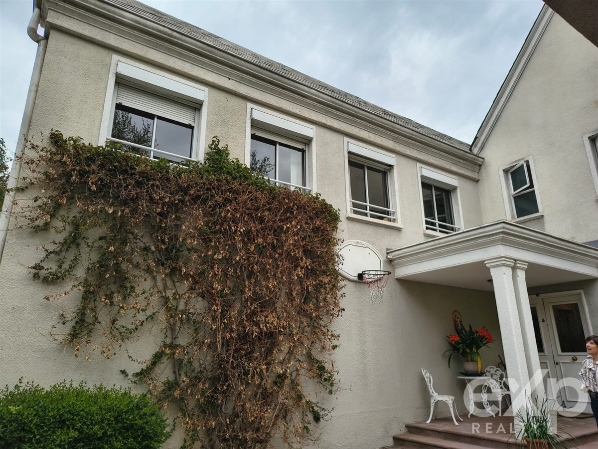 Casa for sale in Lo Barnechea