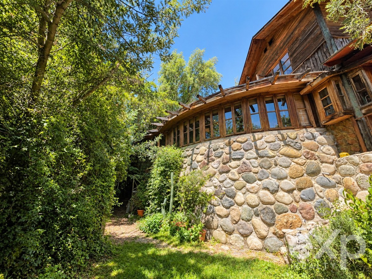 Casa en venta en Lo Barnechea, 319 m²