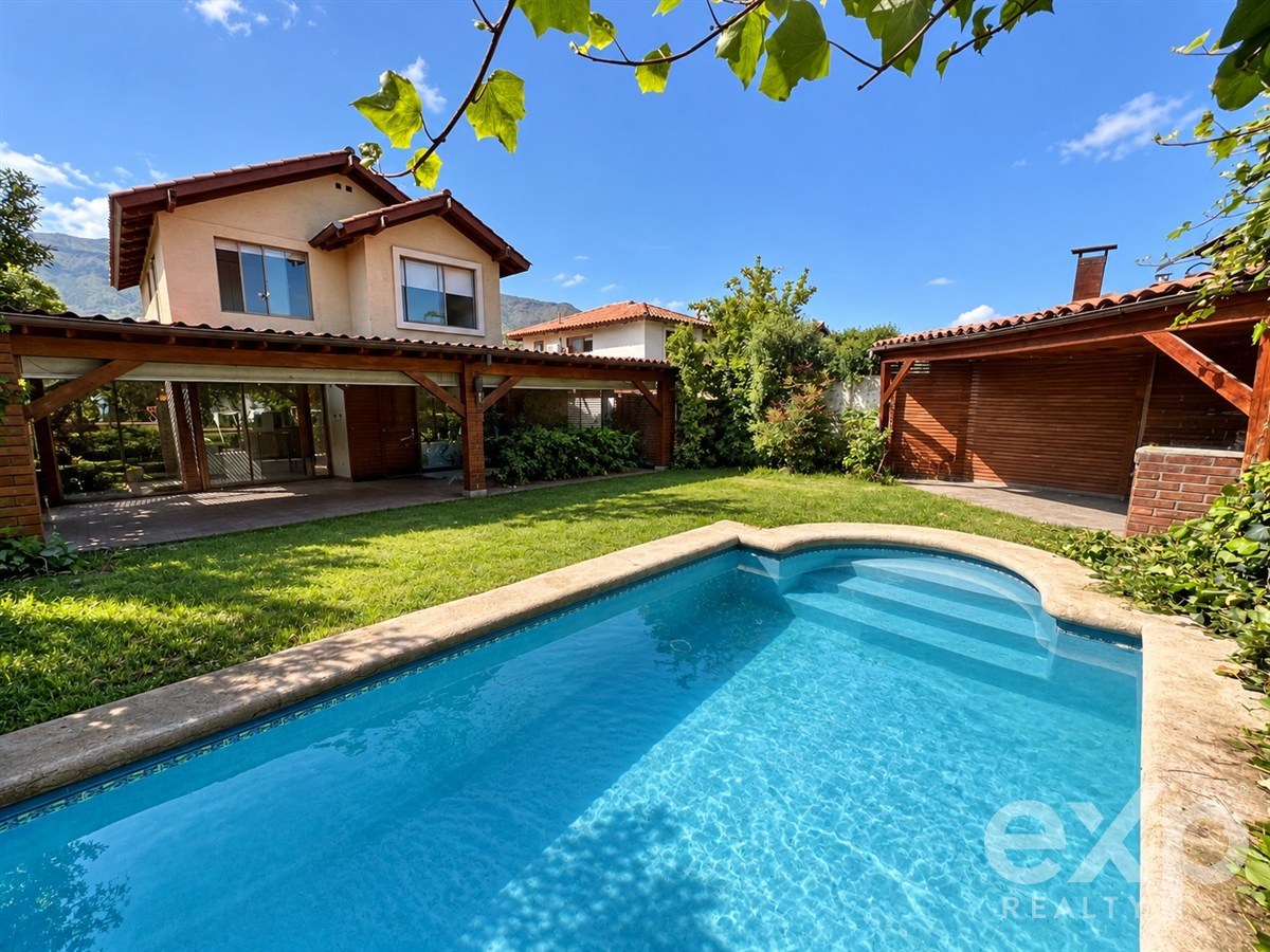 Casa en venta en Colina