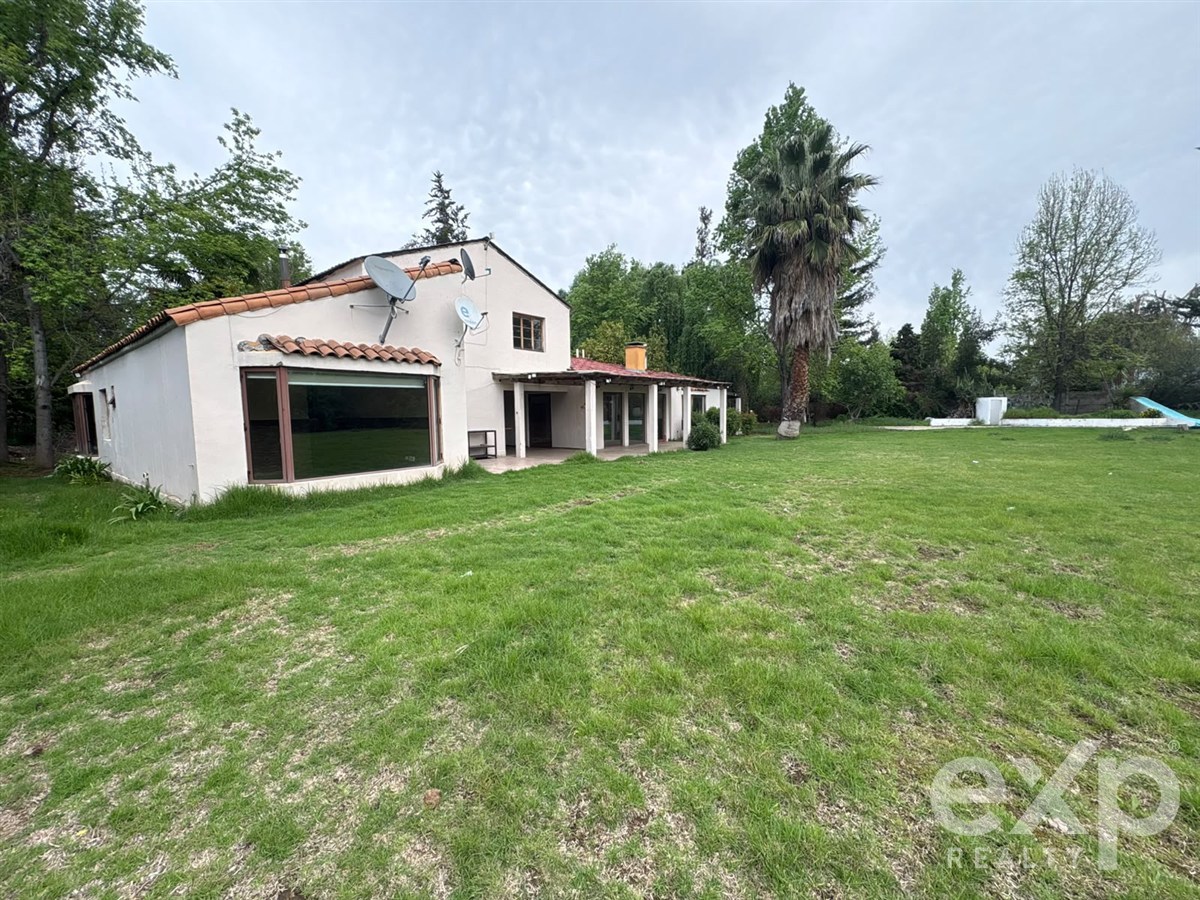 Casa en alquiler en Colina