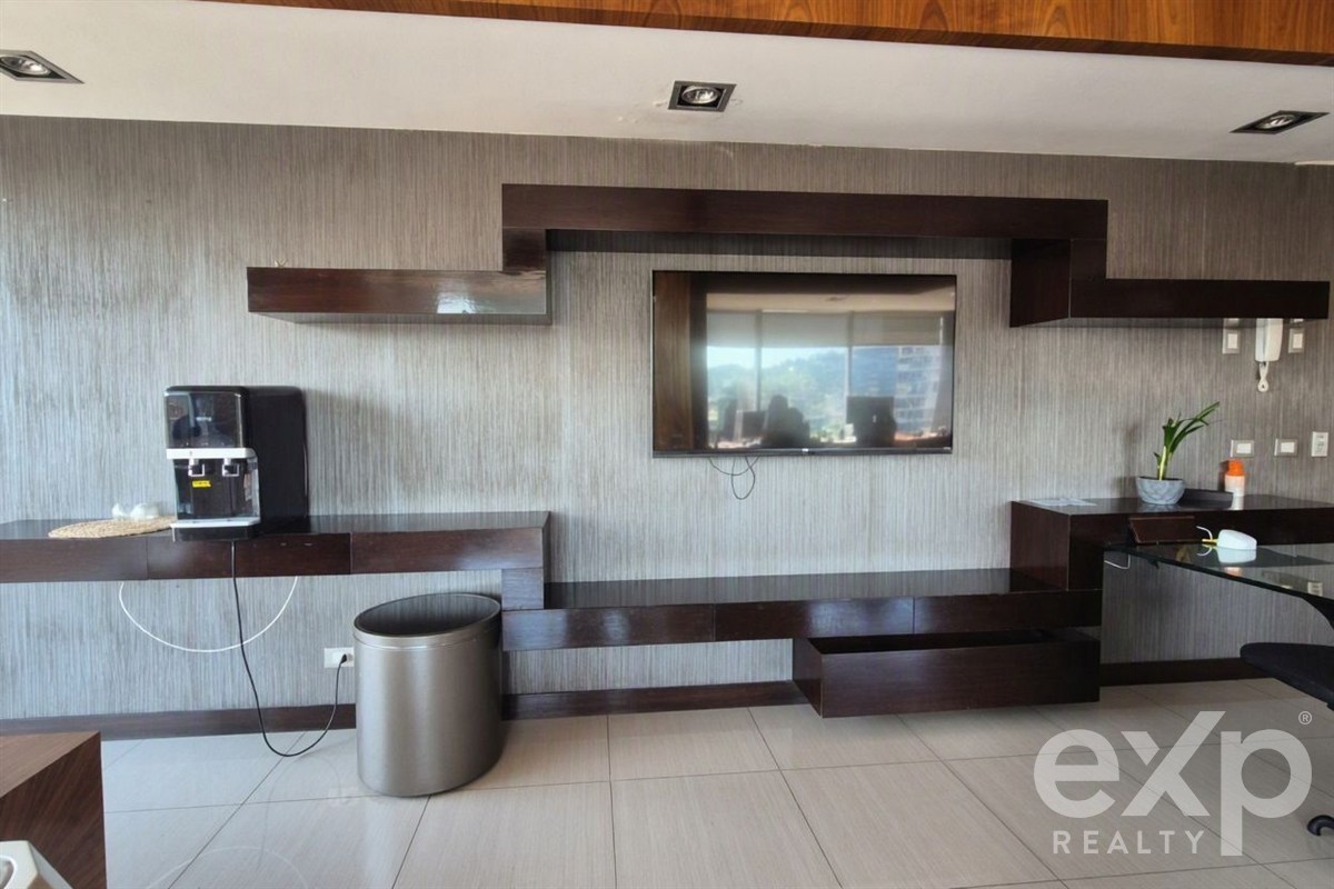 Office for rent in Providencia