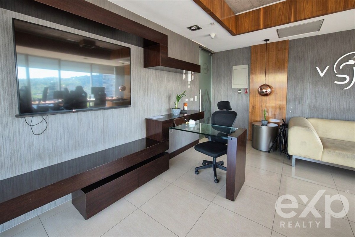 Office for rent in Providencia