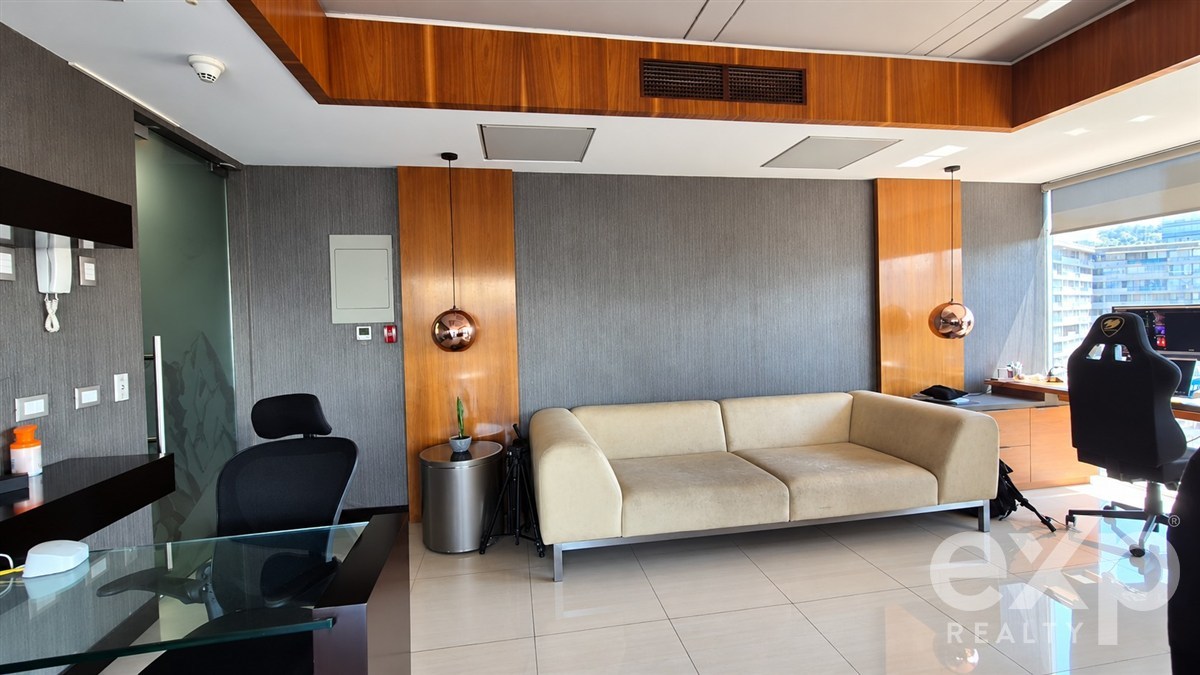 Office for rent in Providencia
