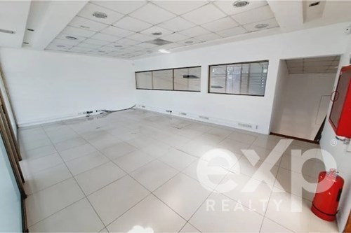 Local Comercial en alquiler en La Reina