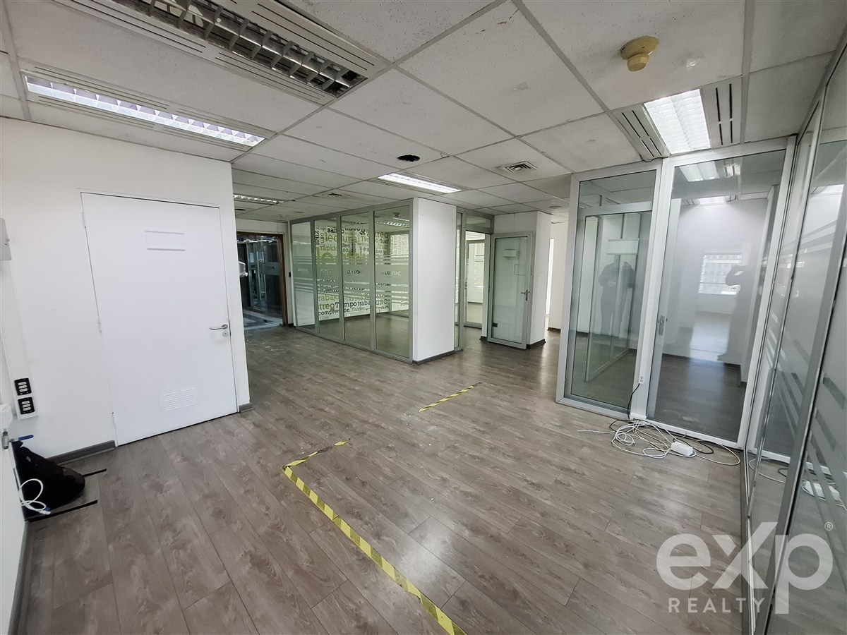 Office for rent in Santiago