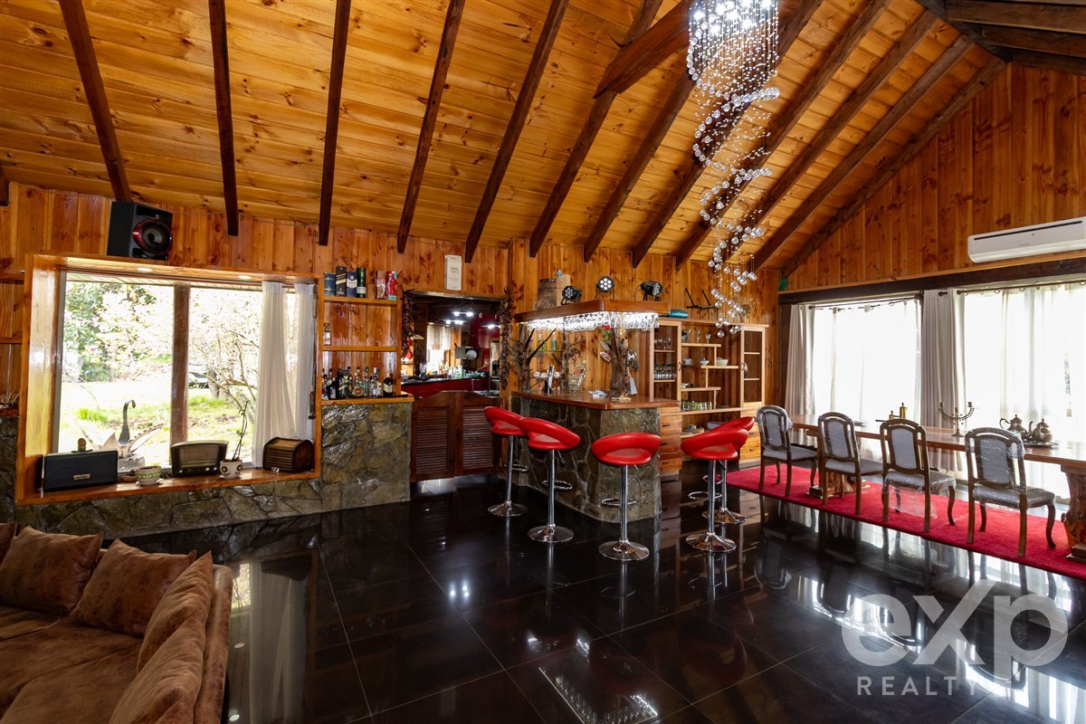 House for sale in Los Angeles