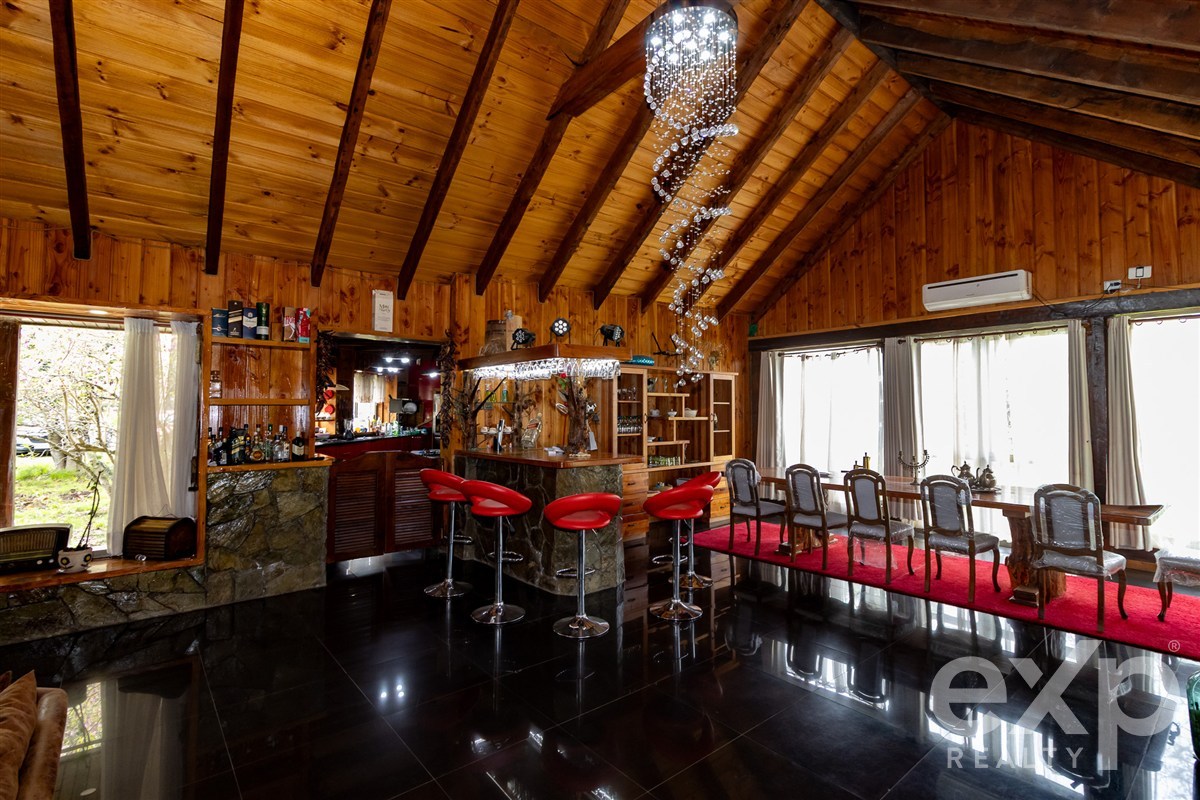 House for sale in Los Angeles