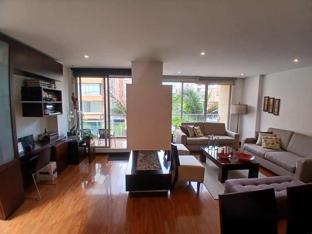 APARTAMENTO en venta en Bogotá, CL 103A 19A 63, 164 m²