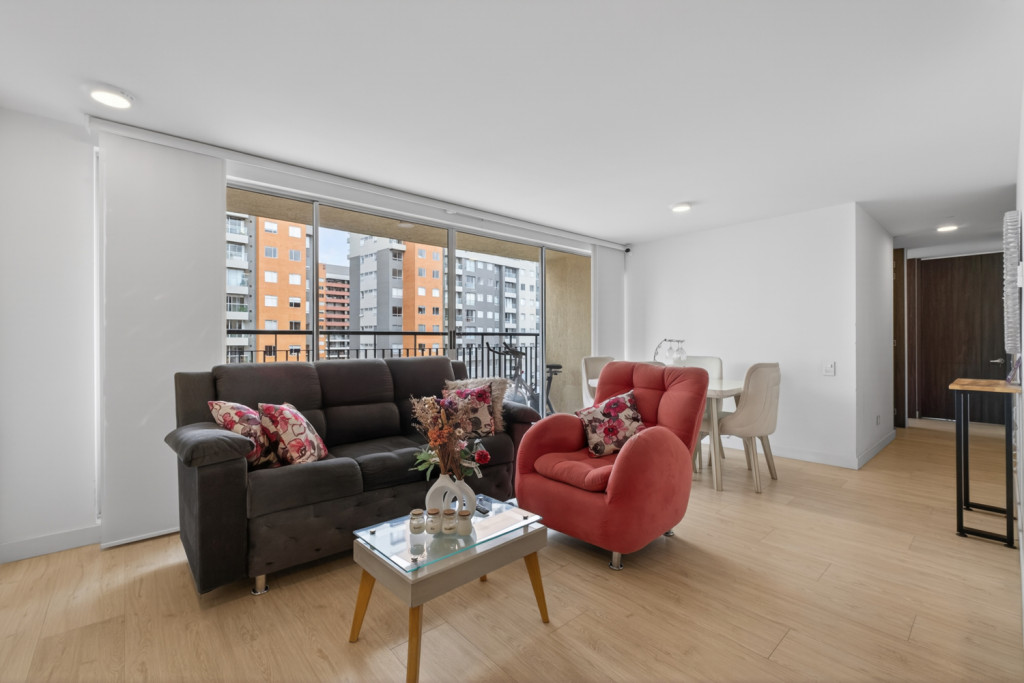 APARTAMENTO en venta en Bogotá, Calle 6 #68-45, 90 m²