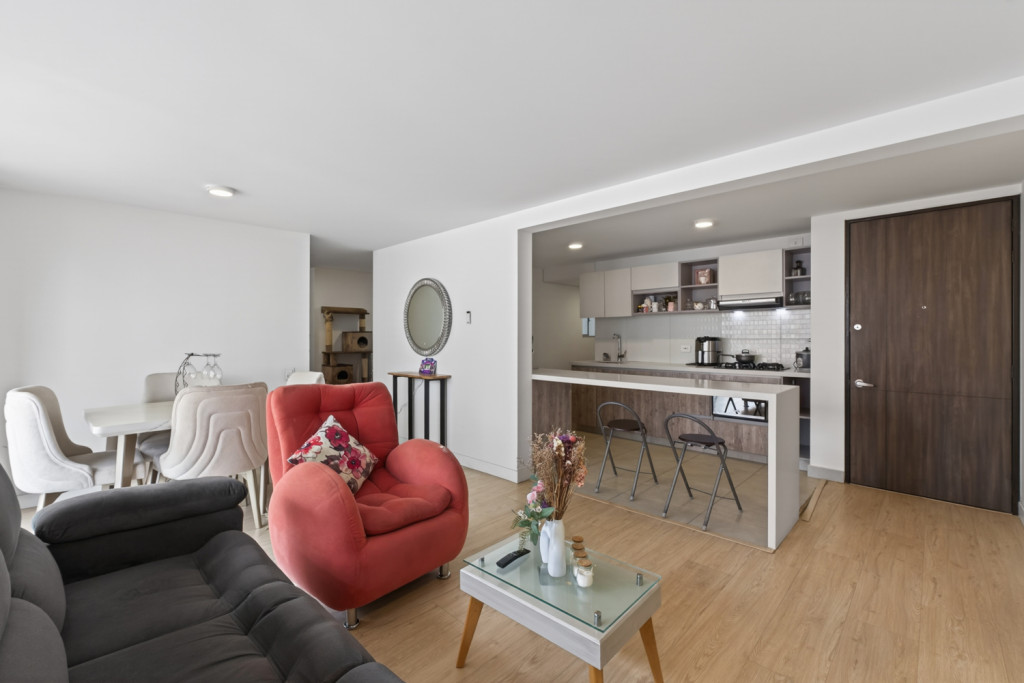 APARTAMENTO en venta en Bogotá, Calle 6 #68-45, 90 m²
