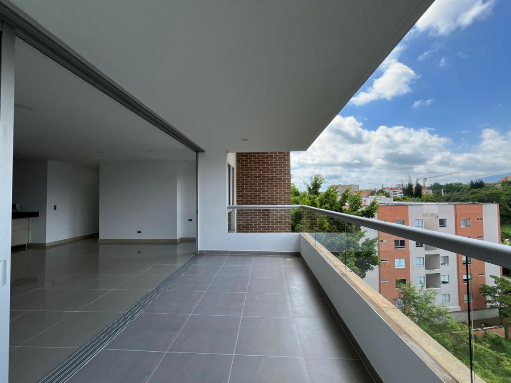 APARTAMENTO en venta en Cali, Calle 20 No. 118 - 52, 158 m²