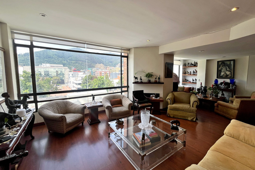 APARTAMENTO en venta en Bogotá, Carrera 16 # 96 46, 166 m²