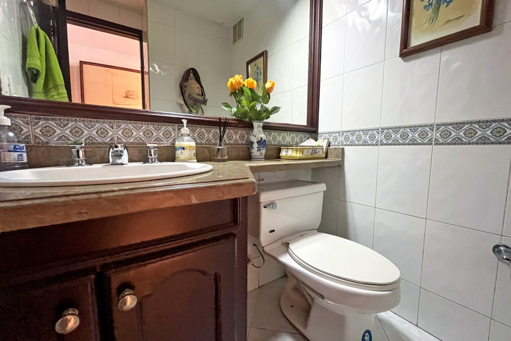 APARTAMENTO en venta en Bogotá, Carrera 16 # 96 46, 166 m²
