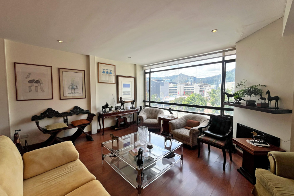 APARTAMENTO en venta en Bogotá, Carrera 16 # 96 46, 166 m²
